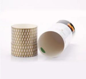 OEMの製造業者は印刷を用いる人格によってカスタマイズされる蝋燭箱の蝋燭のボール紙シリンダー管の包装をリサイクルした